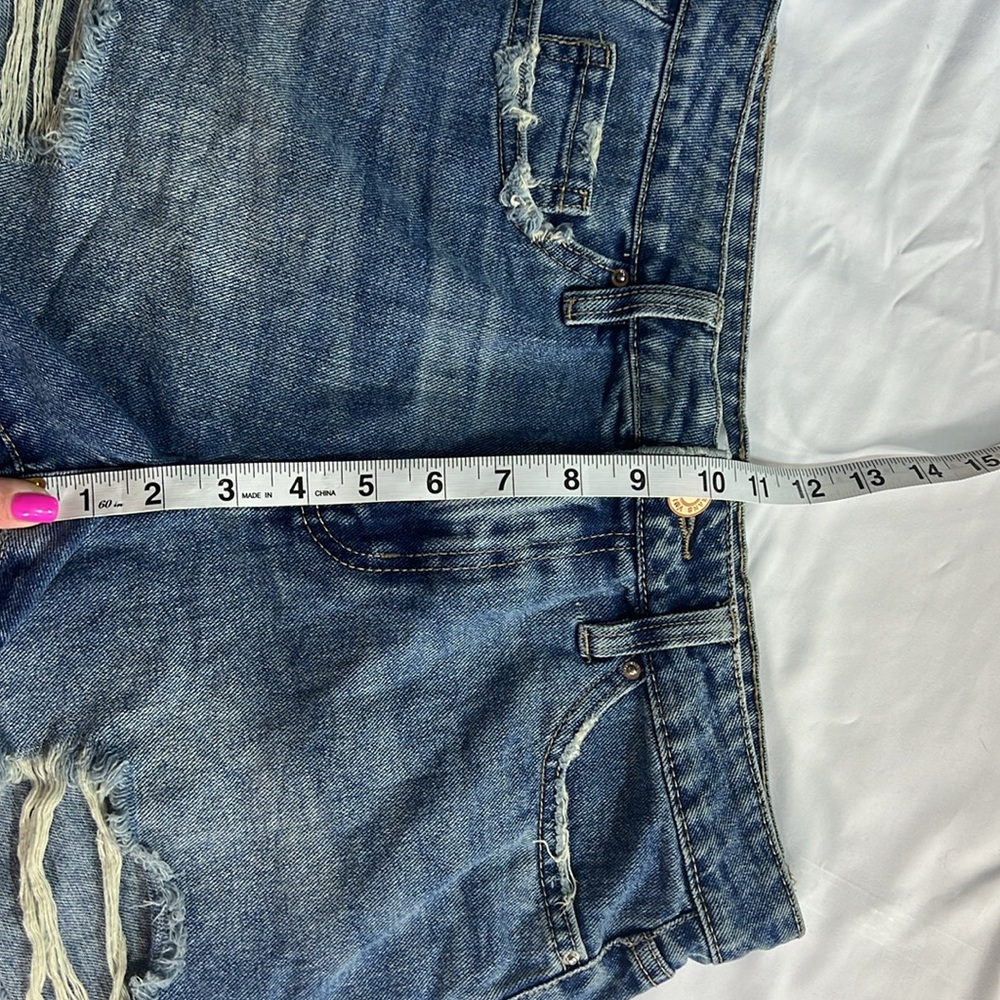 YMI festival Shorty Jean shorts size 5/27 - Picture 6 of 8